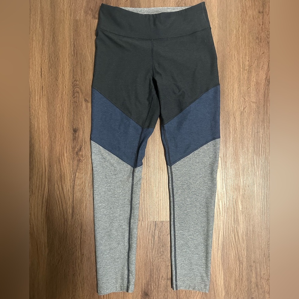 OV  Tricolor/Colorblock Leggings